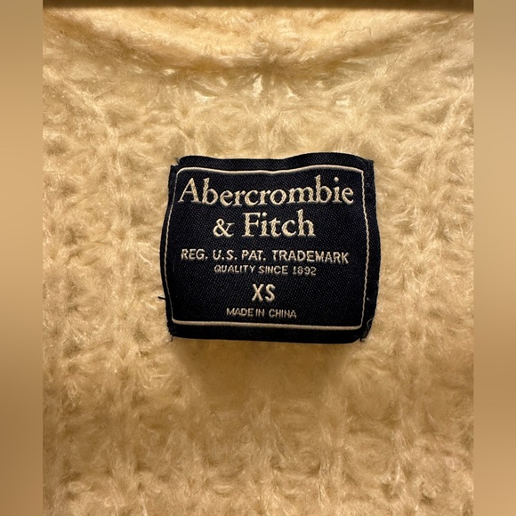 Abercrombie Cropped Waffle Sweater - Picture 3 of 4